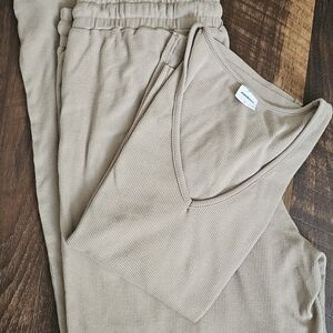 Tan Ribbed Lounge Set